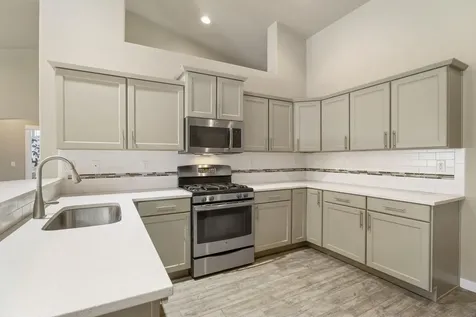 4646 SW Umatilla Avenue Redmond OR 97756