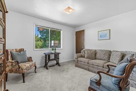 2569 Delmar Way Medford OR 97504