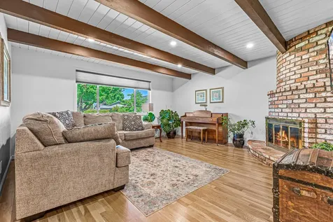 2569 Delmar Way Medford OR 97504
