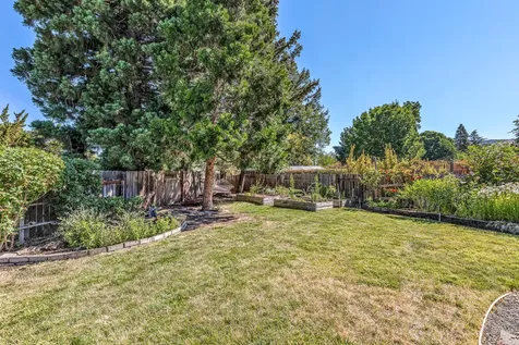 2569 Delmar Way Medford OR 97504