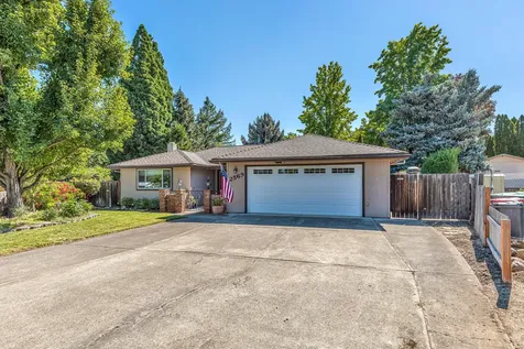 2569 Delmar Way Medford OR 97504