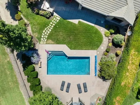 287 Island Pointe Drive Medford OR 97504