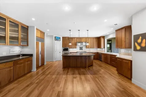 287 Island Pointe Drive Medford OR 97504