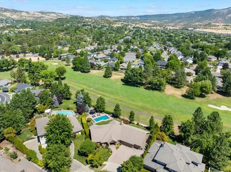 287 Island Pointe Drive Medford OR 97504