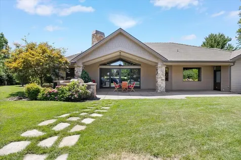 287 Island Pointe Drive Medford OR 97504