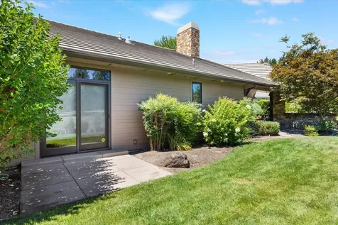287 Island Pointe Drive Medford OR 97504