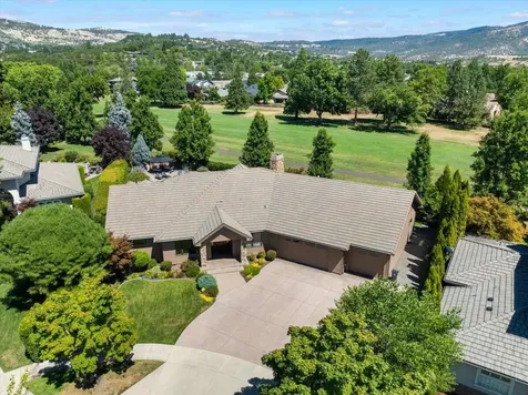 287 Island Pointe Drive Medford OR 97504