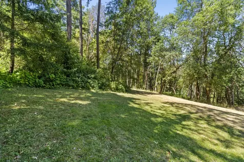 3300 - Amber Lane Grants Pass OR 97527