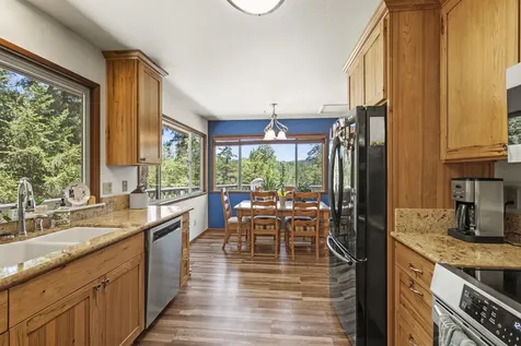 3300 - Amber Lane Grants Pass OR 97527