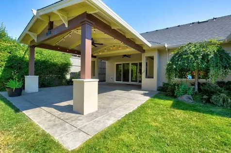 3767 Sunleaf Avenue Medford OR 97504