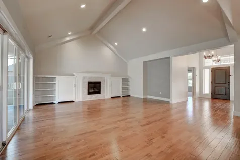3767 Sunleaf Avenue Medford OR 97504