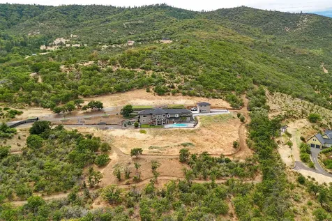 1900 Ashland Mine Road Ashland OR 97520