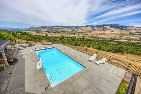 1900 Ashland Mine Road Ashland OR 97520