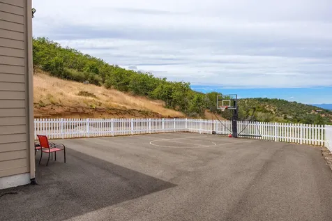 1900 Ashland Mine Road Ashland OR 97520