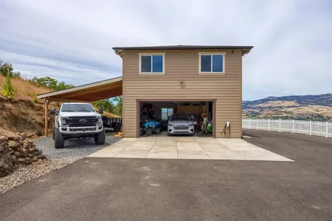1900 Ashland Mine Road Ashland OR 97520