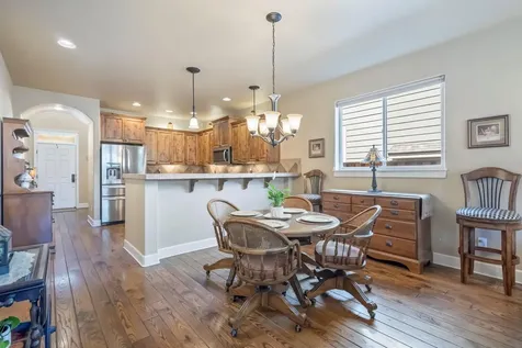424 NW 29th Street Redmond OR 97756
