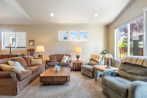 424 NW 29th Street Redmond OR 97756