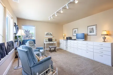 424 NW 29th Street Redmond OR 97756