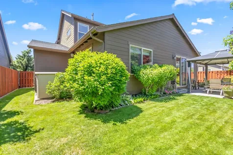424 NW 29th Street Redmond OR 97756