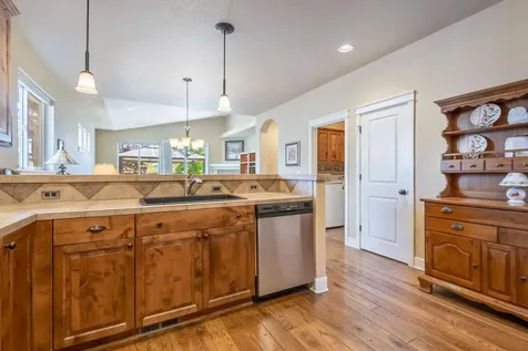 424 NW 29th Street Redmond OR 97756