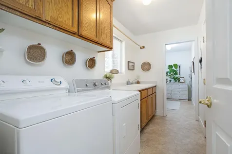 2909 Farmington Avenue Medford OR 97504