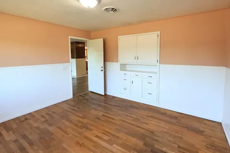 1901 Stratford Avenue Medford OR 97504