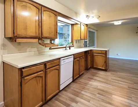 1901 Stratford Avenue Medford OR 97504