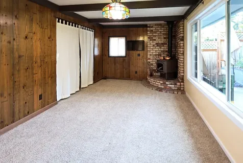1901 Stratford Avenue Medford OR 97504