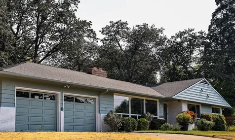 1901 Stratford Avenue Medford OR 97504