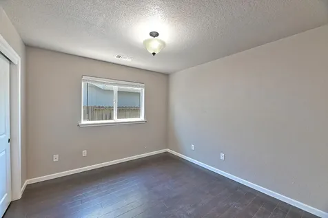 2243 Manchester Drive Medford OR 97501
