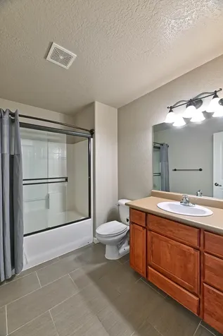 2243 Manchester Drive Medford OR 97501