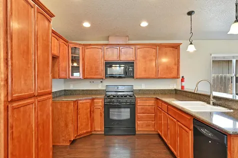 2243 Manchester Drive Medford OR 97501