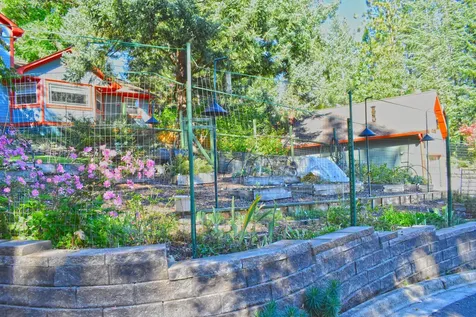 955 Penny Drive Ashland OR 97520