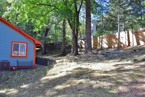 955 Penny Drive Ashland OR 97520