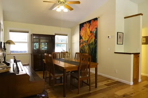 955 Penny Drive Ashland OR 97520