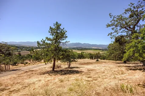 4195 Rachel Way Medford OR 97504