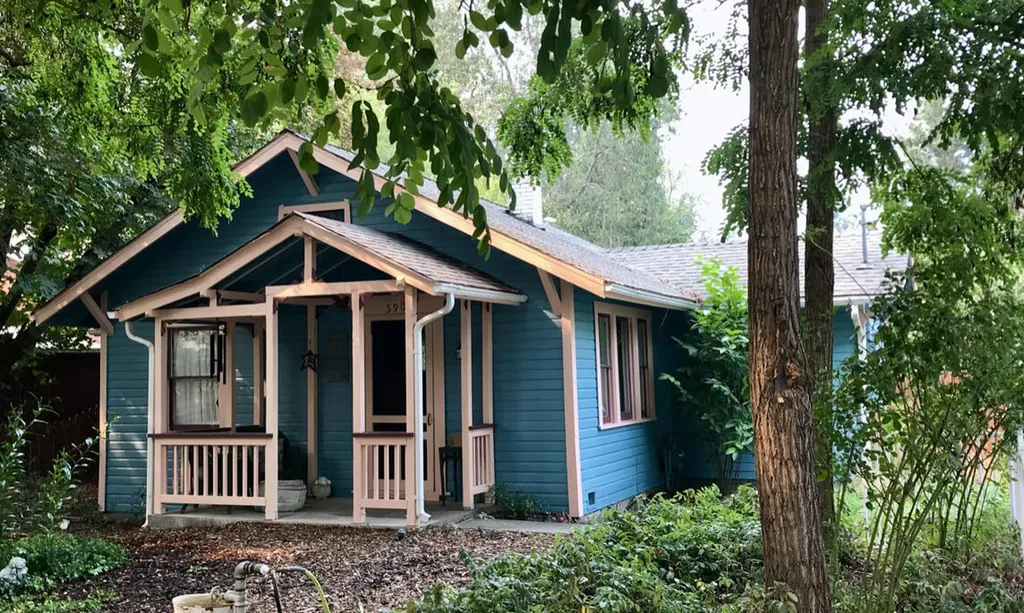 390 W Park Street Grants Pass OR 97527