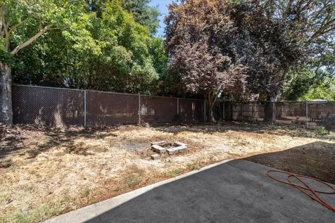 1687 Leonard Road Grants Pass OR 97527