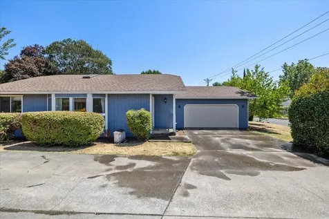 1687 Leonard Road Grants Pass OR 97527