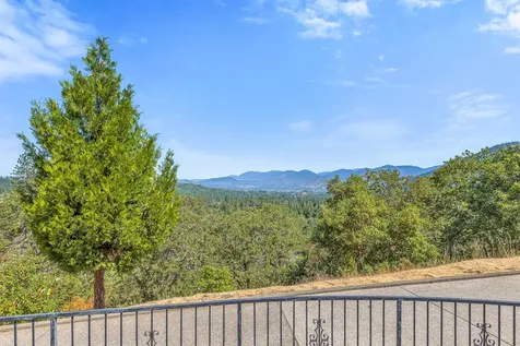 180 Malone Way Grants Pass OR 97527