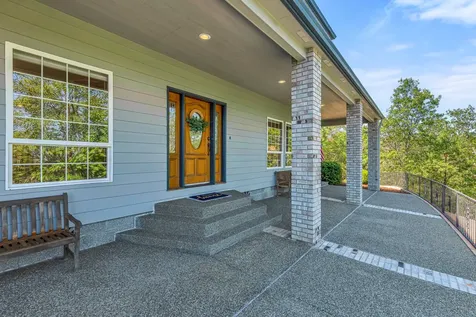 180 Malone Way Grants Pass OR 97527
