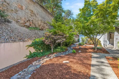 180 Malone Way Grants Pass OR 97527