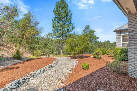 180 Malone Way Grants Pass OR 97527