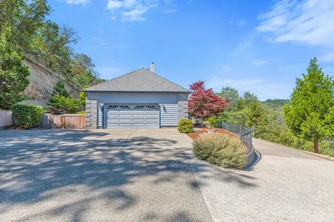 180 Malone Way Grants Pass OR 97527