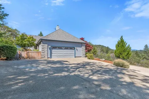 180 Malone Way Grants Pass OR 97527