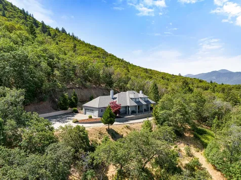 180 Malone Way Grants Pass OR 97527