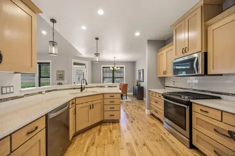 3969 Sunleaf Avenue Medford OR 97504