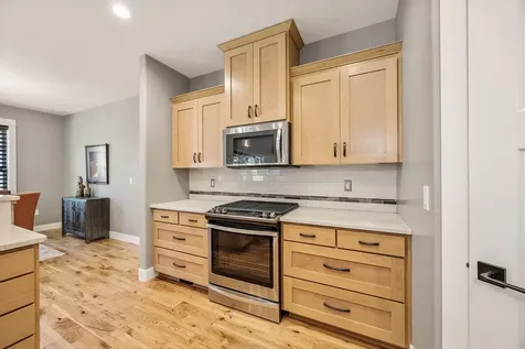 3969 Sunleaf Avenue Medford OR 97504