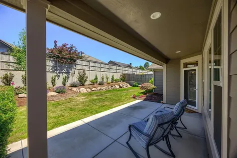 3969 Sunleaf Avenue Medford OR 97504