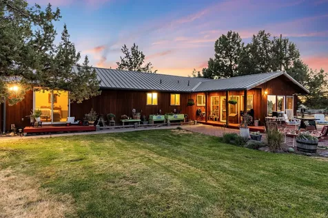 1594 SW Bent Loop Powell Butte OR 97753